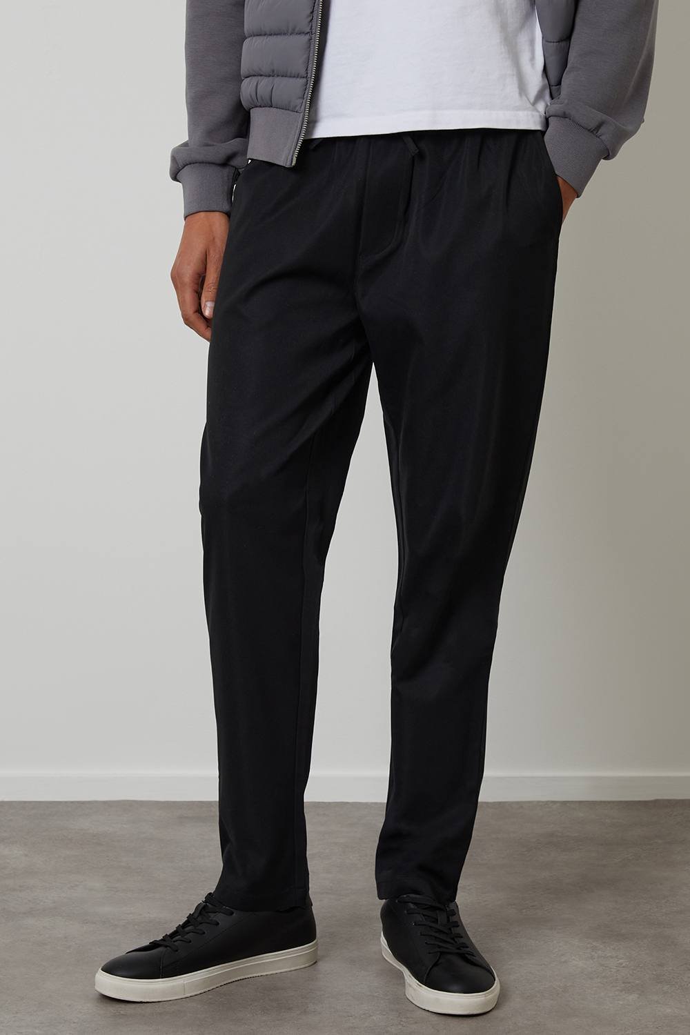 Threadbare Threadbare Men's Straight Fit Drawcord Trousers in Black - 2