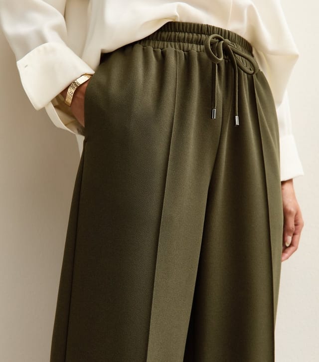 New Look Women's Green Wide Leg Elasticated Waist Jersey Trousers New Look - 2