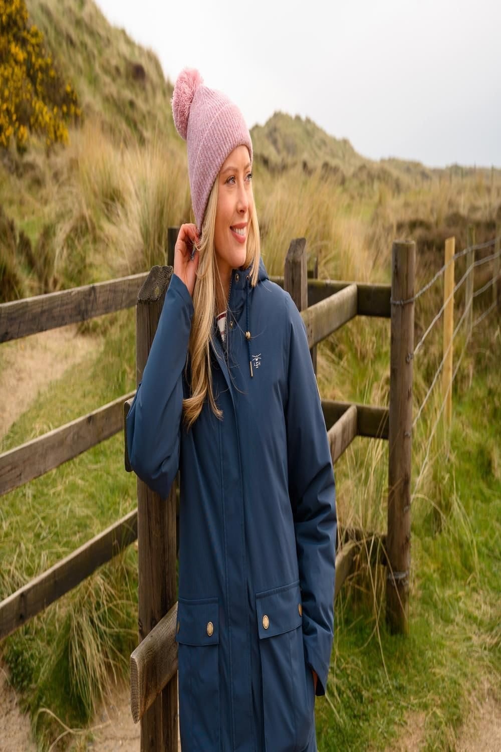 Lighthouse Clothing Lighthouse Clothing Women's Imogen Coat in Navy - 4