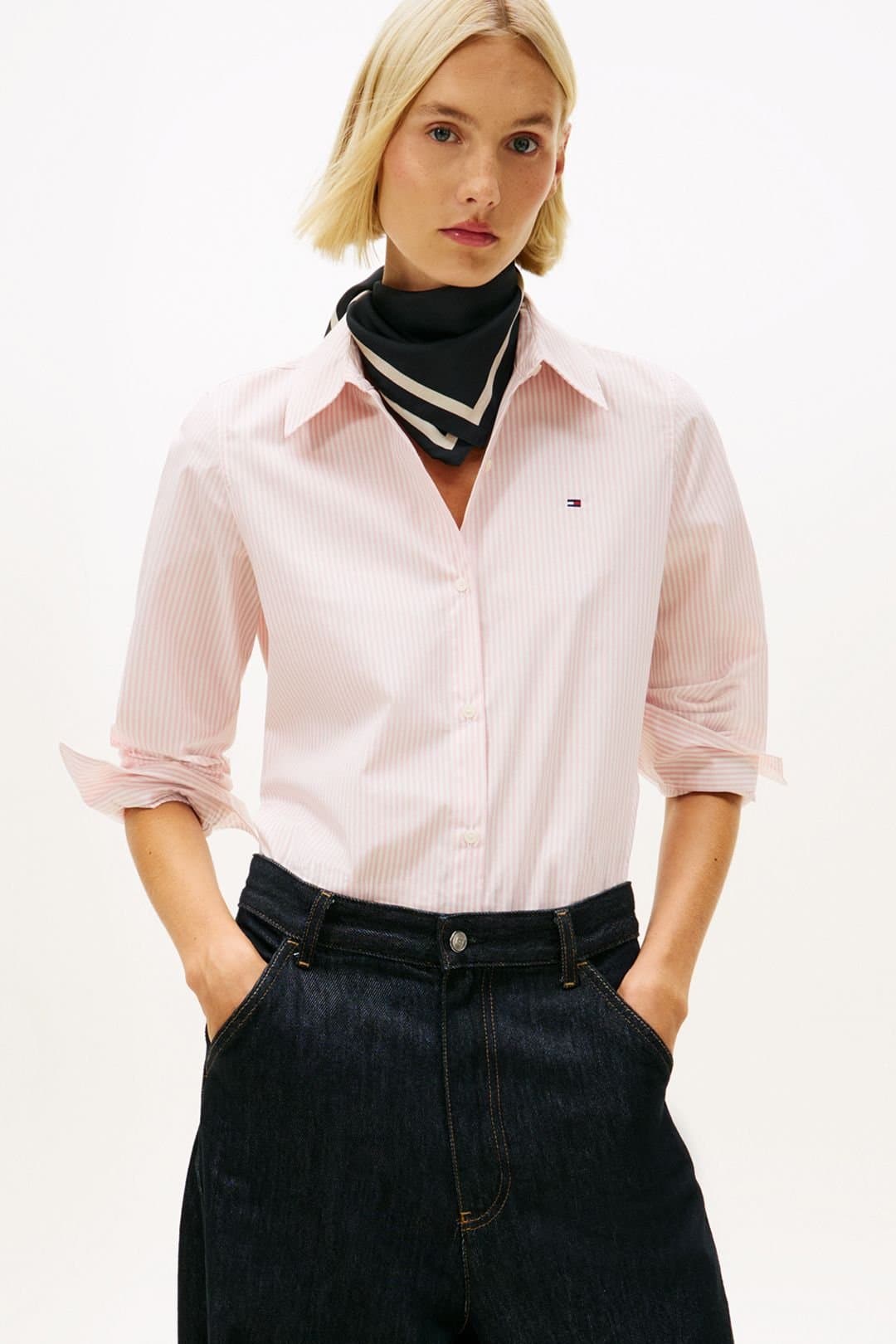 Tommy Hilfiger Tommy Hilfiger Women's Essential Poplin Regular Shirt Pink