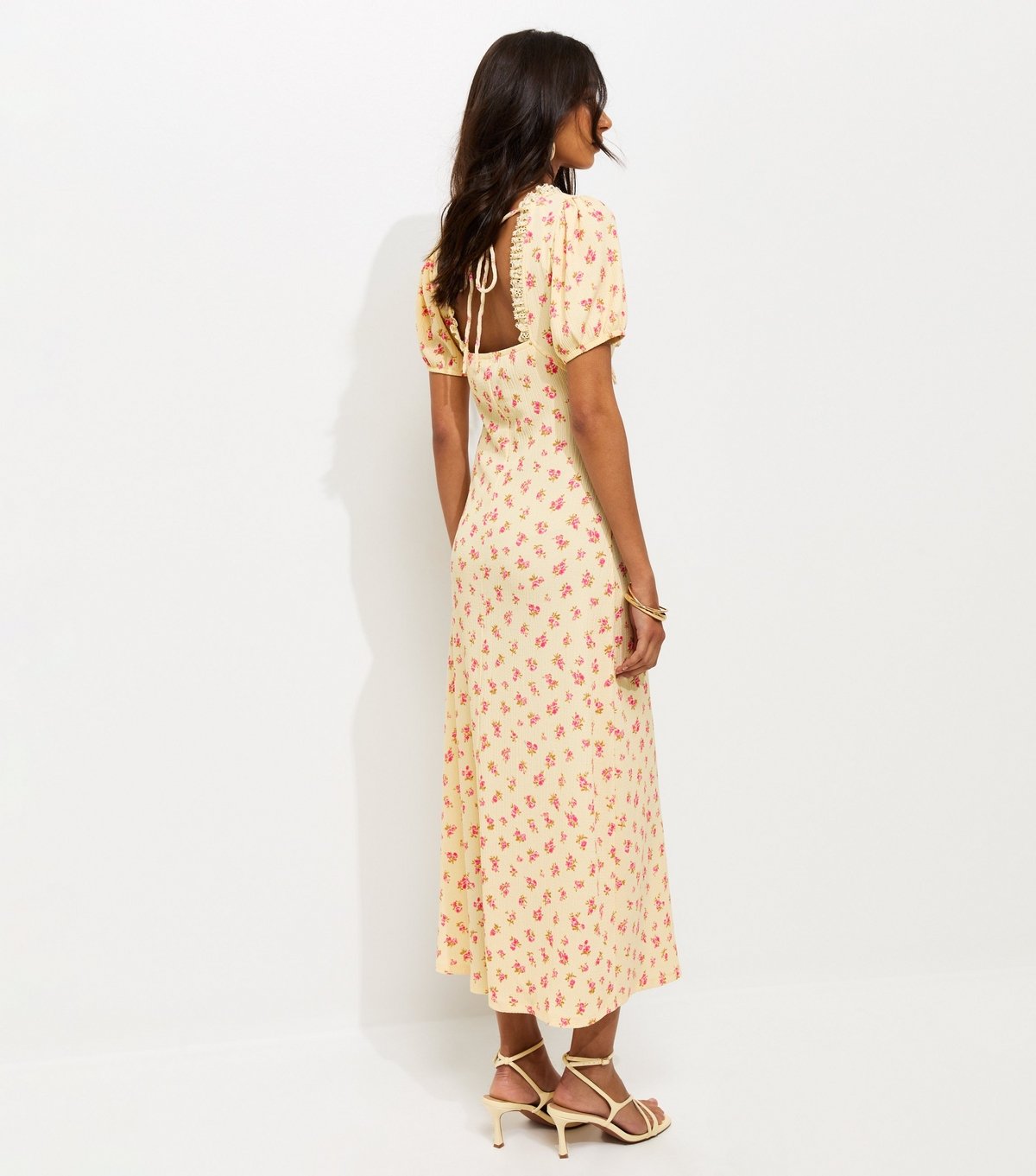 New Look Women's Yellow Crinkle Texture Floral Print Milkmaid Midi Dress New Look - 4