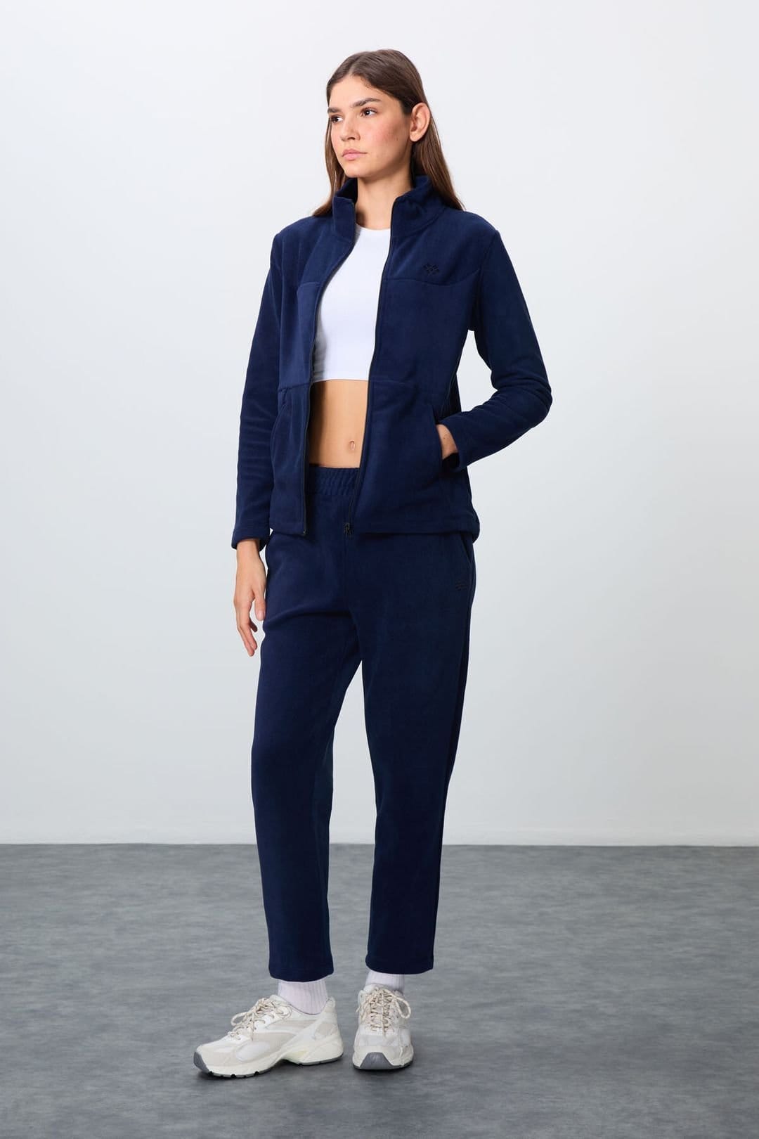 Tommy Life Tommy Life Women's Long-Sleeve Zipper Tracksuit Set in Navy - 4