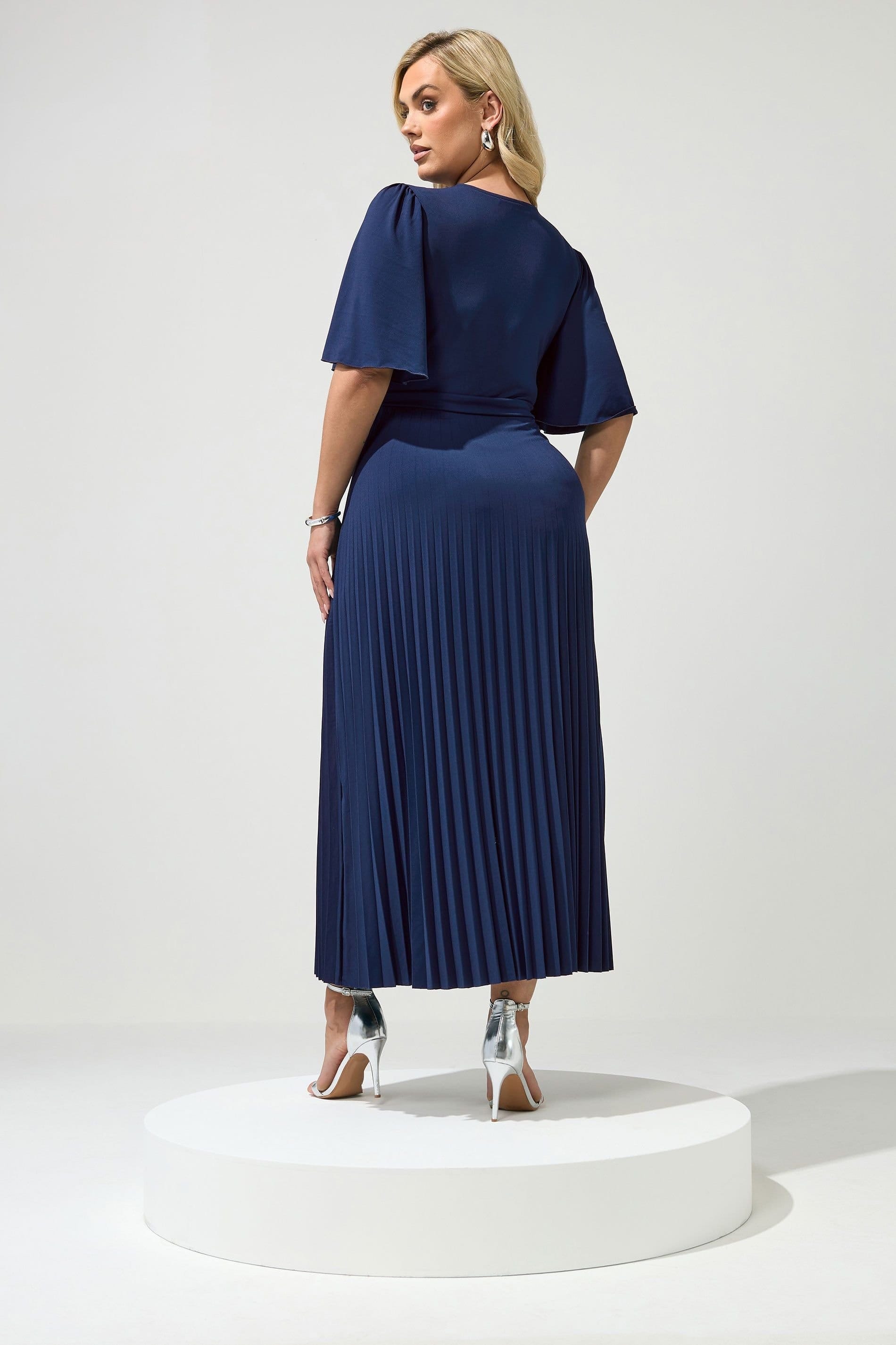 Yours Yours Women's Knot Pleated Maxi Dress in Dark Navy - 4