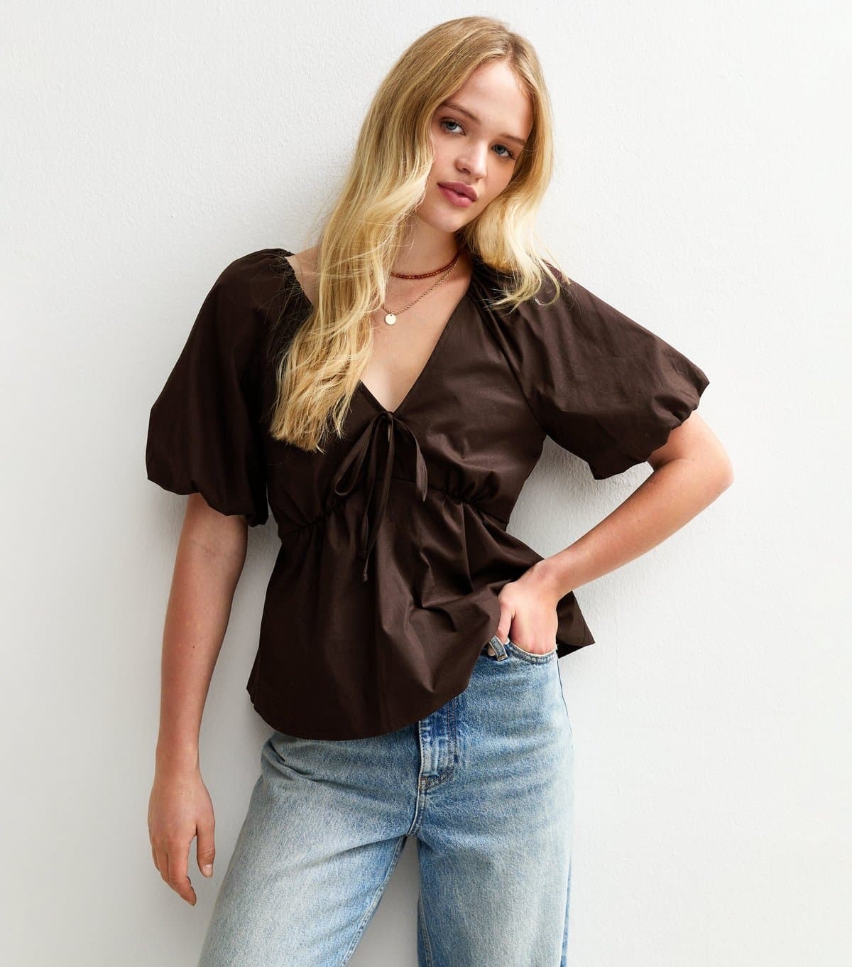 New Look Women's Dark Brown Poplin V-Neck Tea Top New Look
