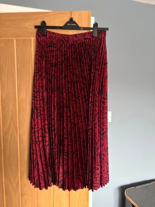 New Look New Look pleated long skirt