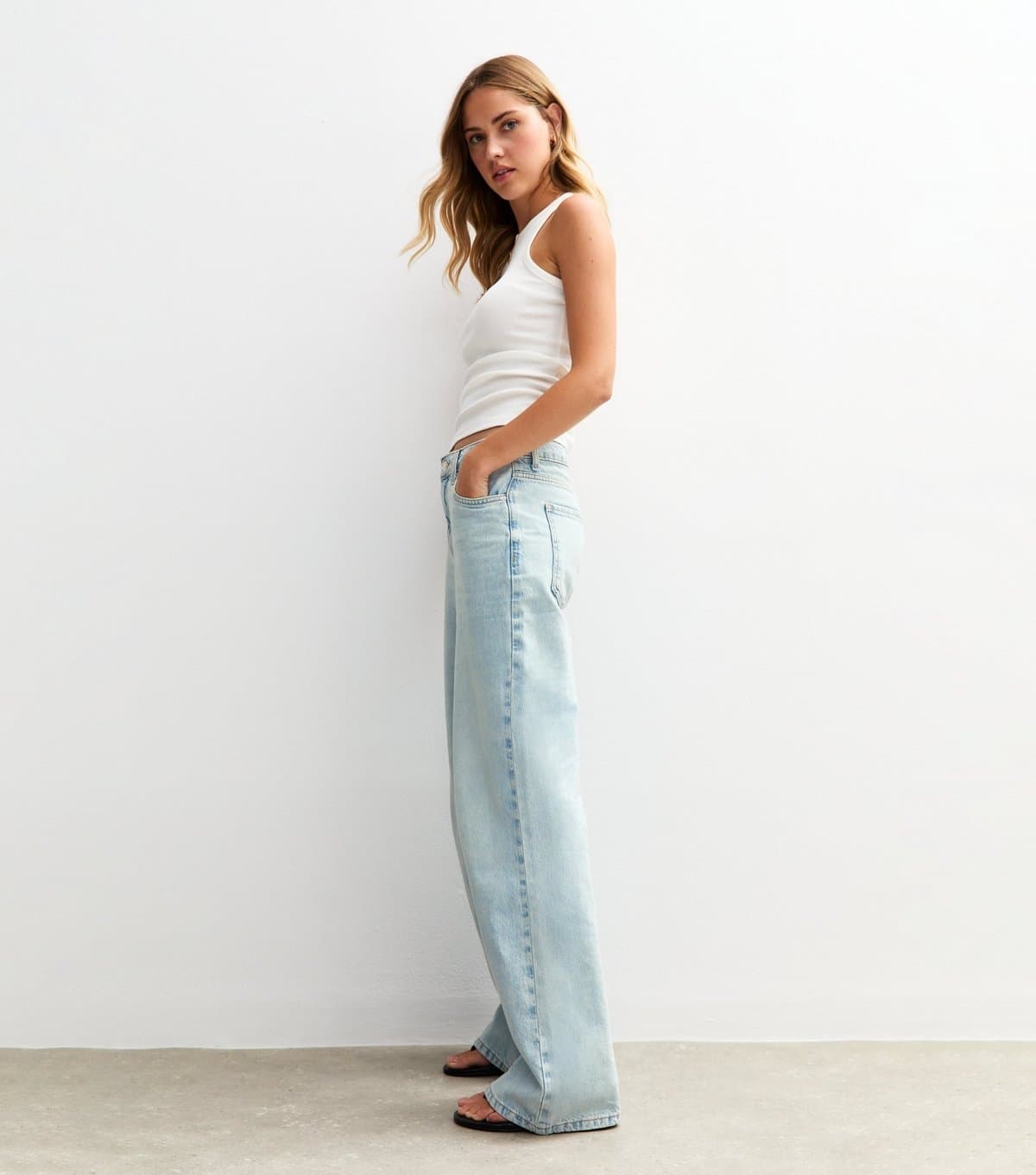 New Look Women's Light Blue Adalae High Waist Wide Leg Jeans New Look