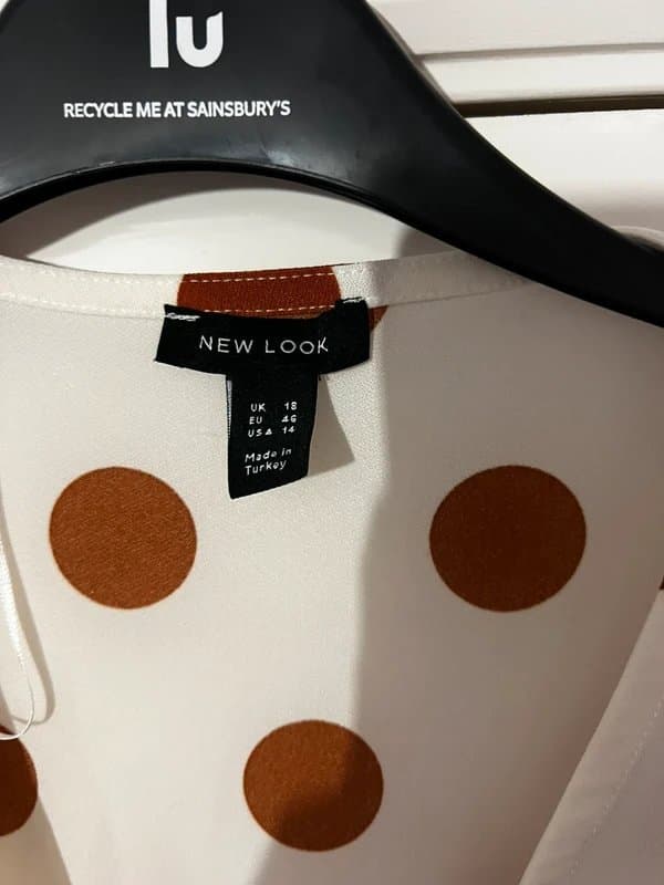 New Look Polka dot cropped top