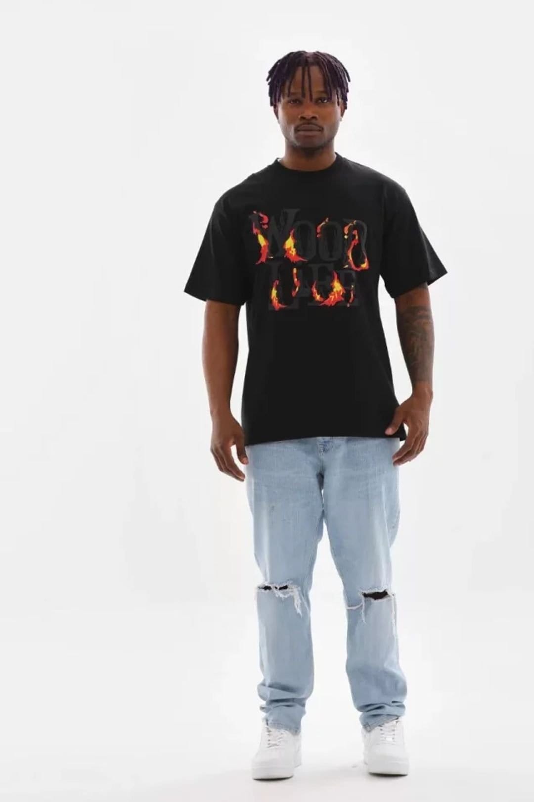 Janes Janes Men's Oversized Crew Neck Flame Text Print T-Shirt in Black - 4
