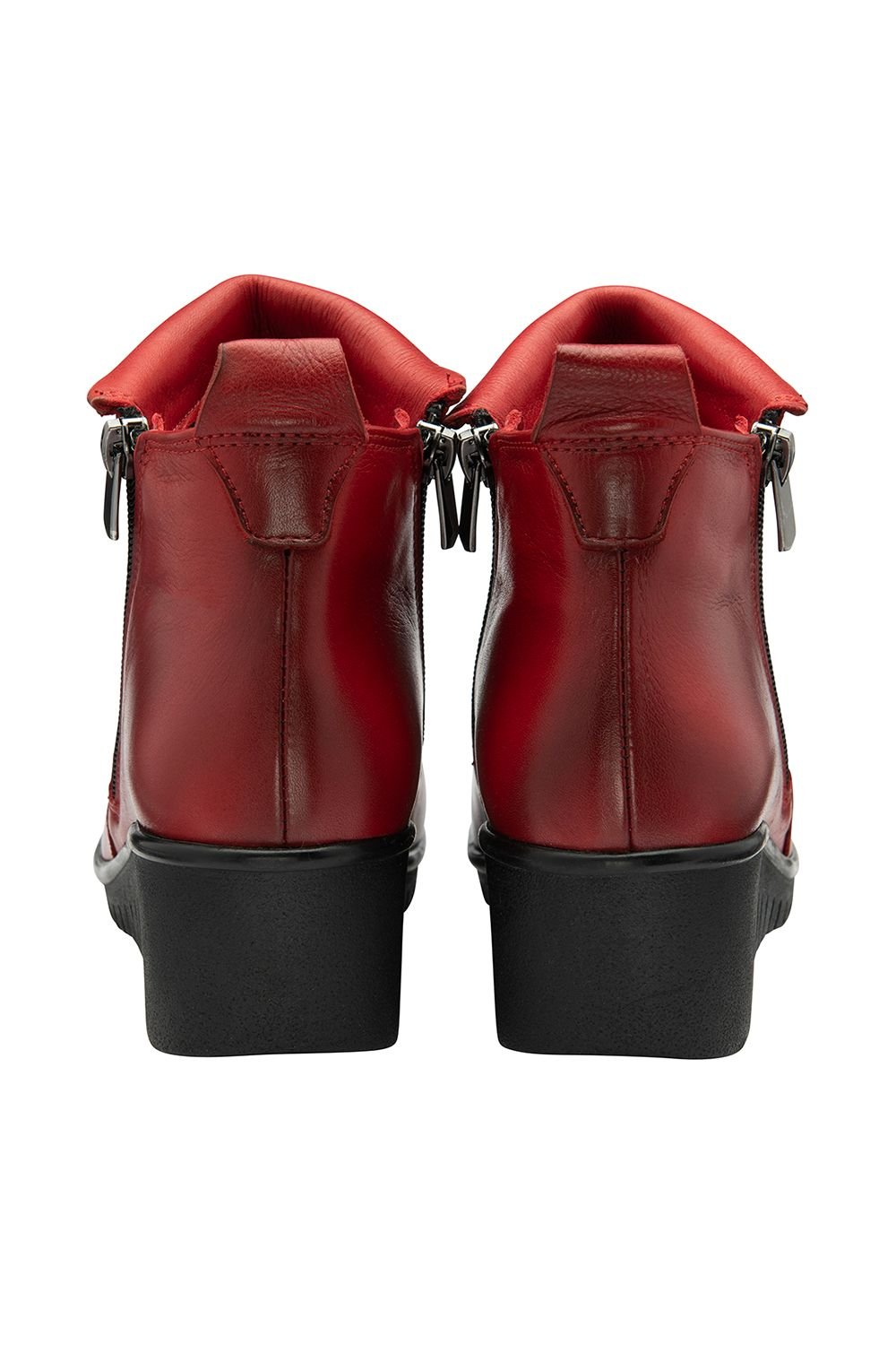 Lotus Lotus Women's Red 'Cordelia' Leather Wedge Ankle Boots - 3