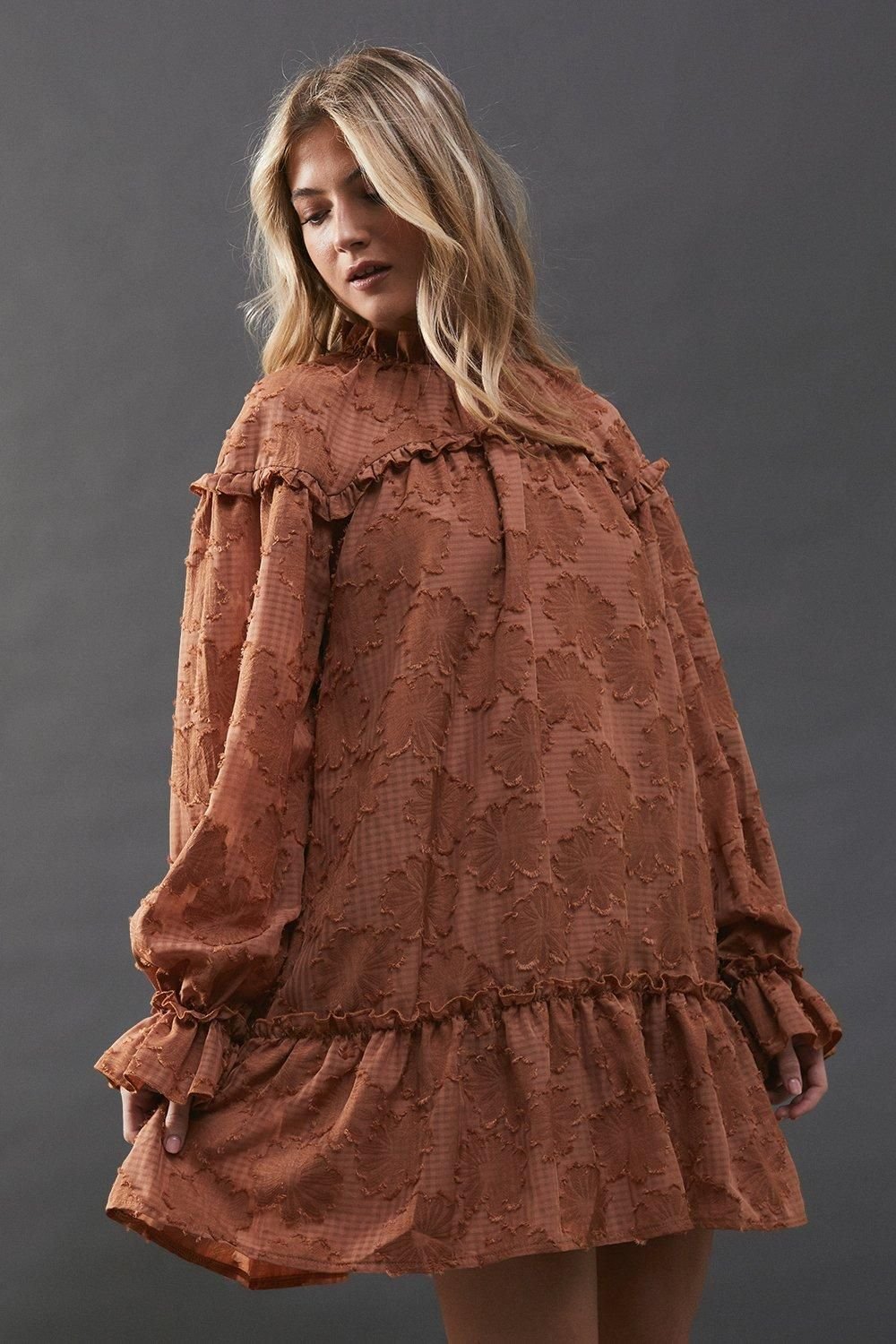 Warehouse Warehouse Women's Floral Jacquard Ruffle Neck Mini Smock Dress in Rose - 2