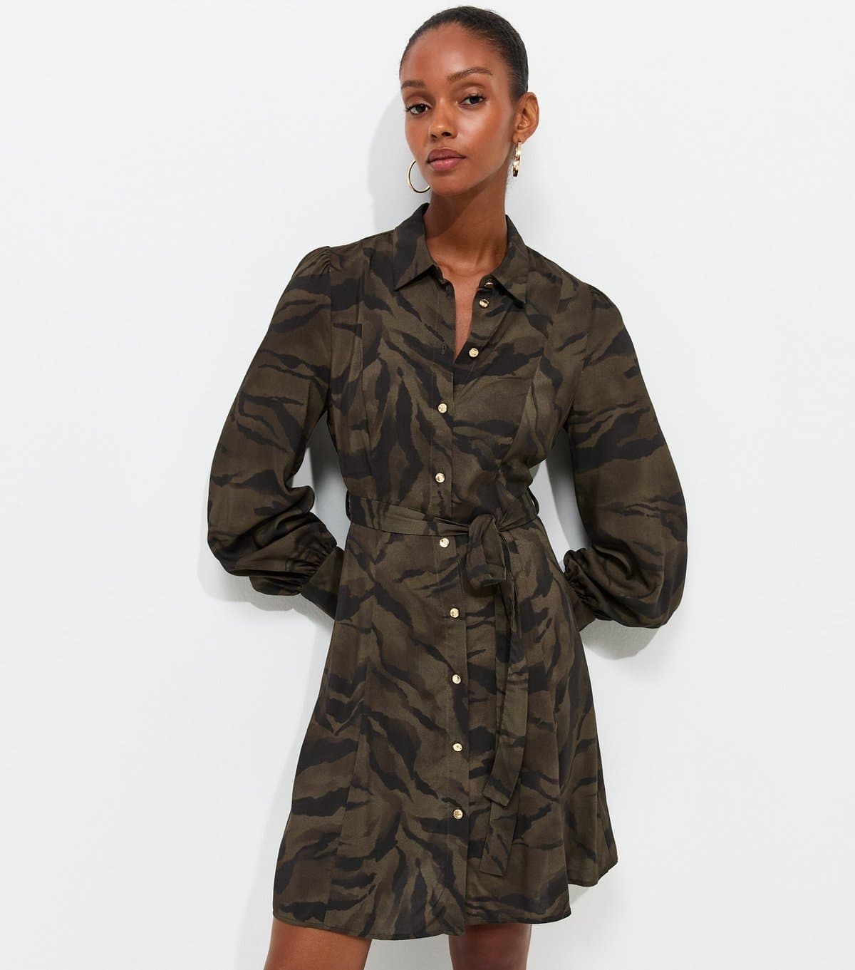 New Look Women's Green Woven Abstract Print Mini Shirt Dress New Look