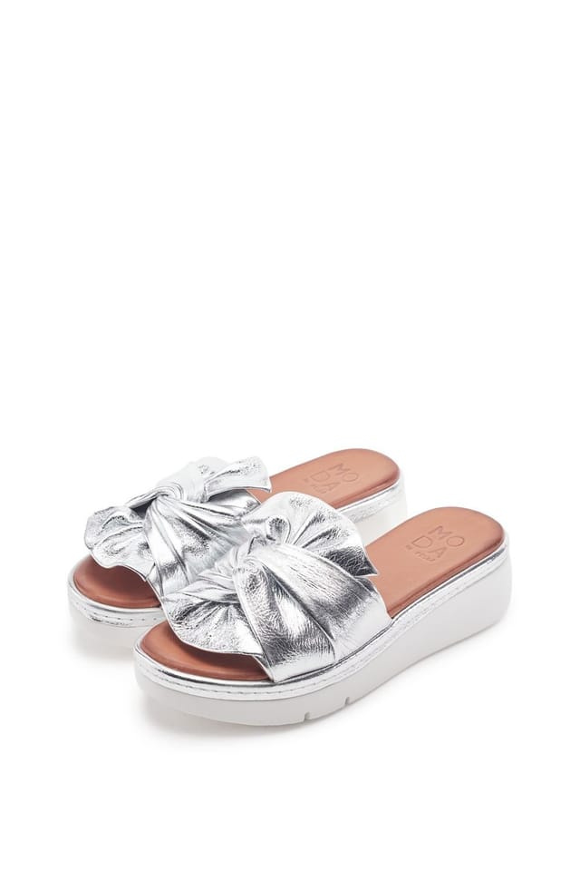 Moda In Pelle Moda In Pelle Women's 'Ollin' Leather Flatforms in Silver - 2