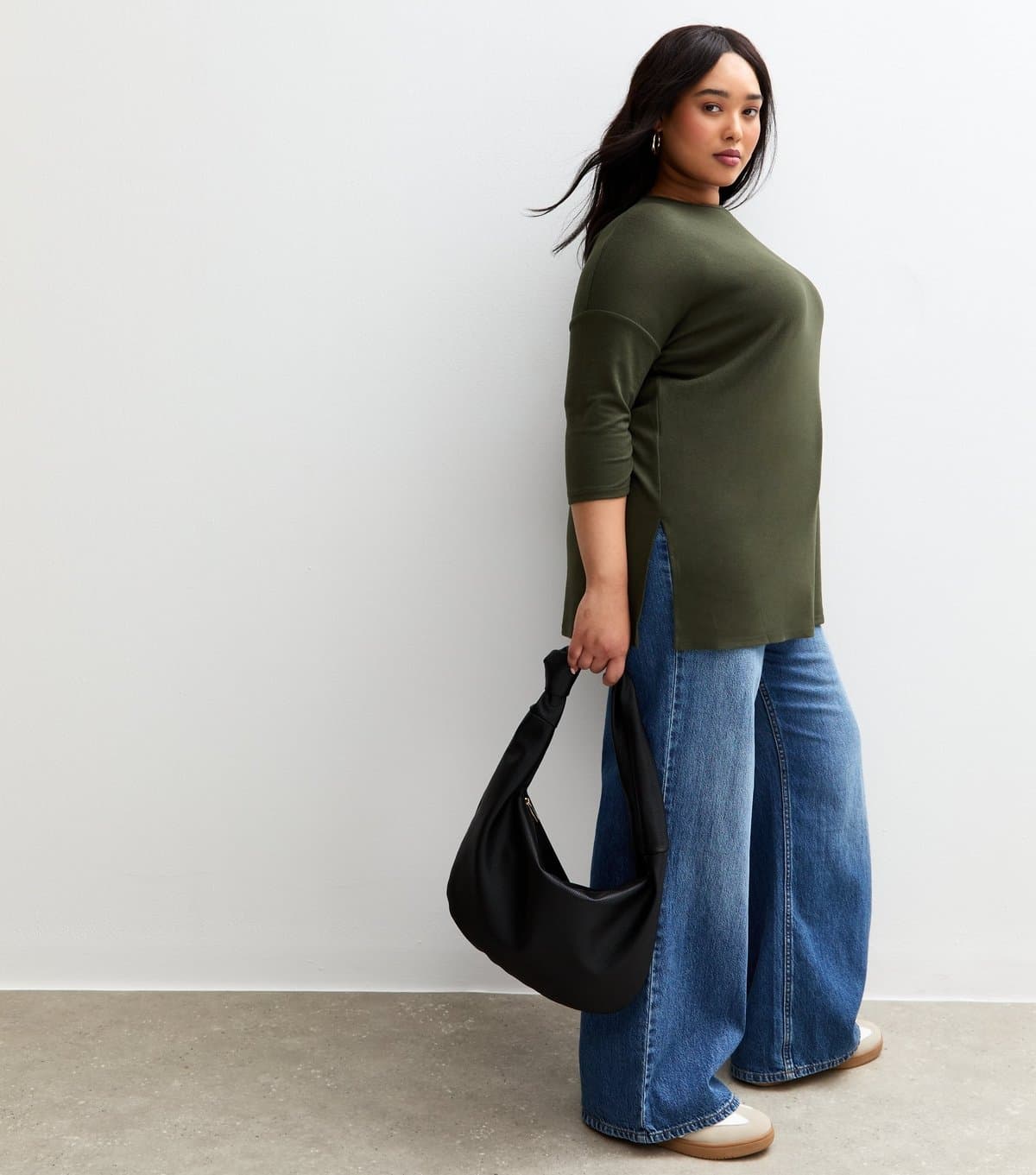 New Look Women's Plus Size Dark Khaki Soft Touch Crop Sleeve Top Curves New Look