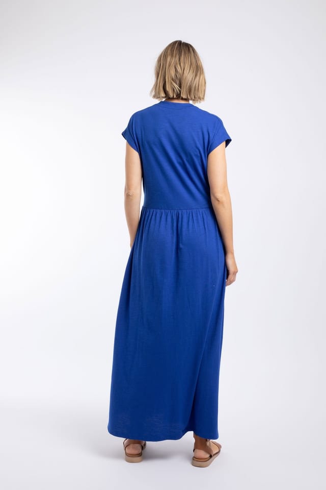 Weird Fish Weird Fish Women's Reed Plain Jersey Notch Neck Maxi dress in Blue - 3