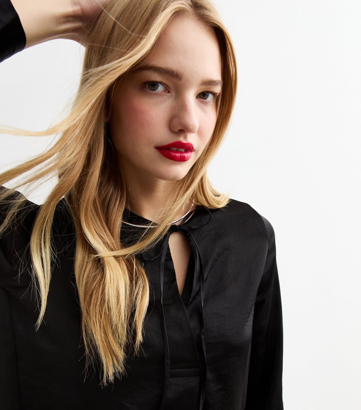 New Look Women's Black Tie Neck Satin Top New Look