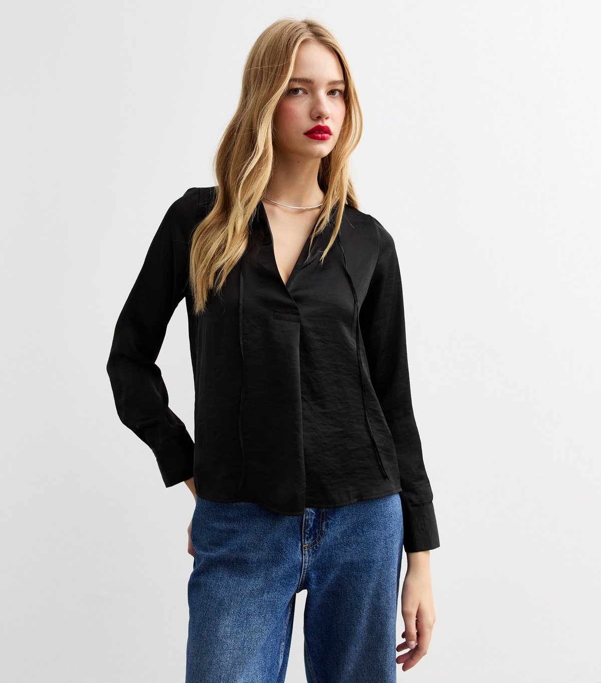 New Look Women's Black Tie Neck Satin Top New Look - 2