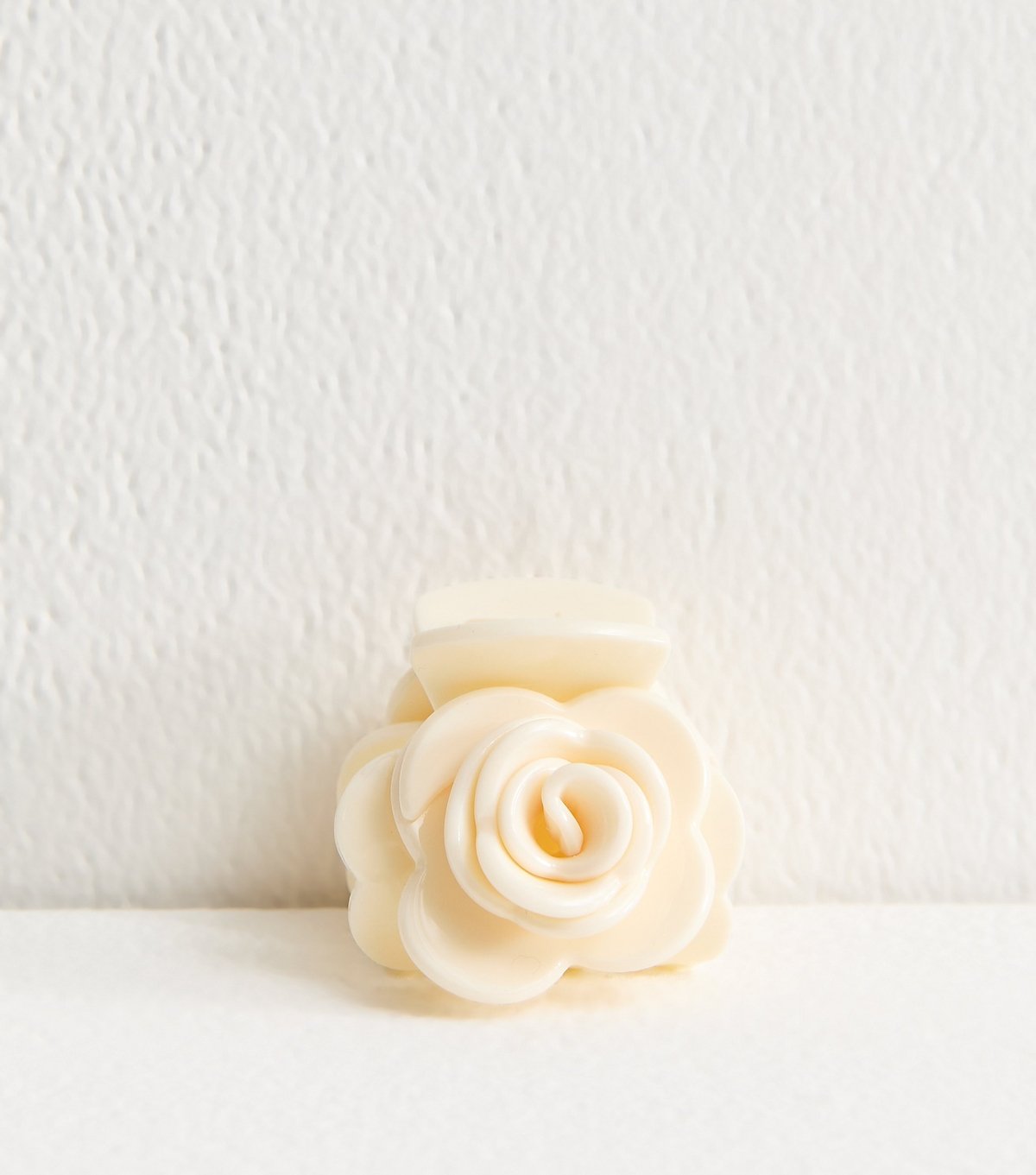 New Look Cream Rose Flower Claw Clip New Look - 2