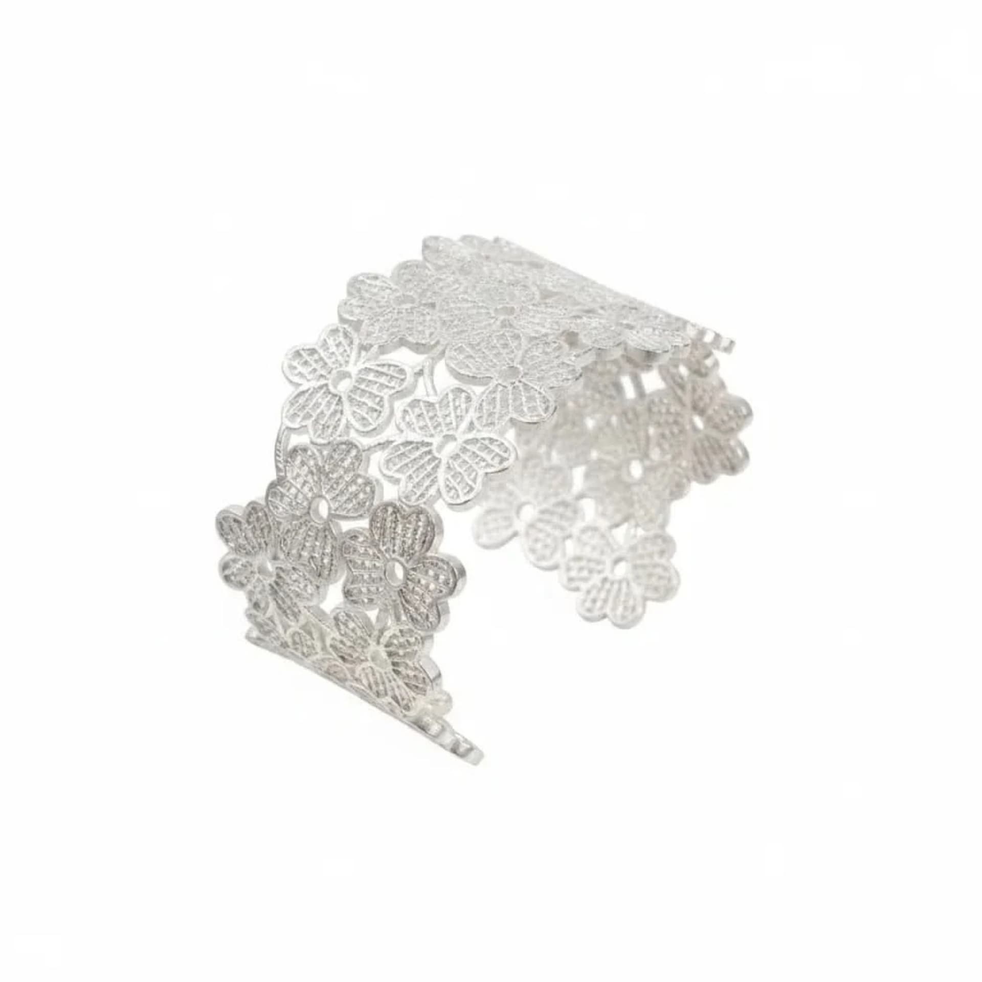 Angel Barocco Angel Barocco Women's Floral Lace Open Cuff Bangle
