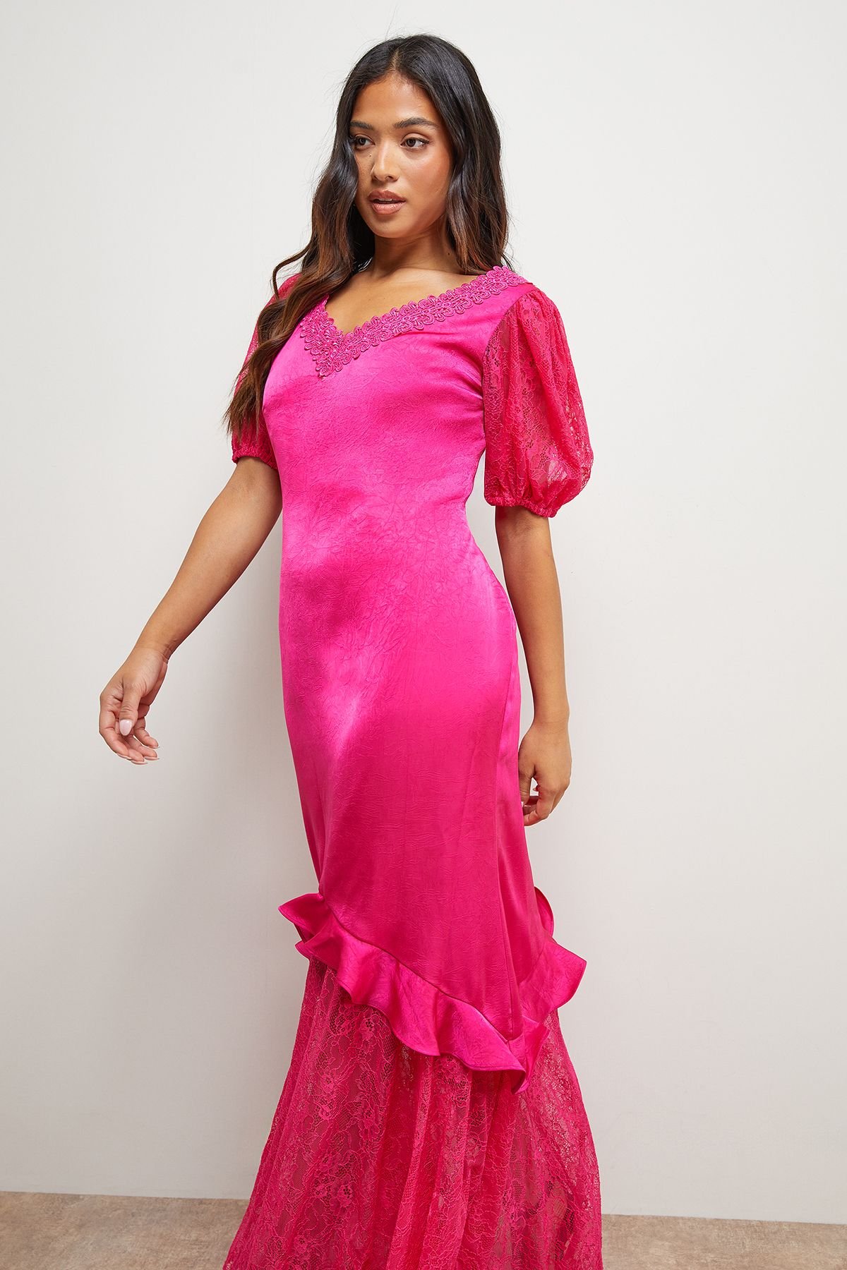 Oasis Oasis Women's Petite Plain Lace Frill Detail Puff Sleeve Midi Dress in Fuchsia - 4