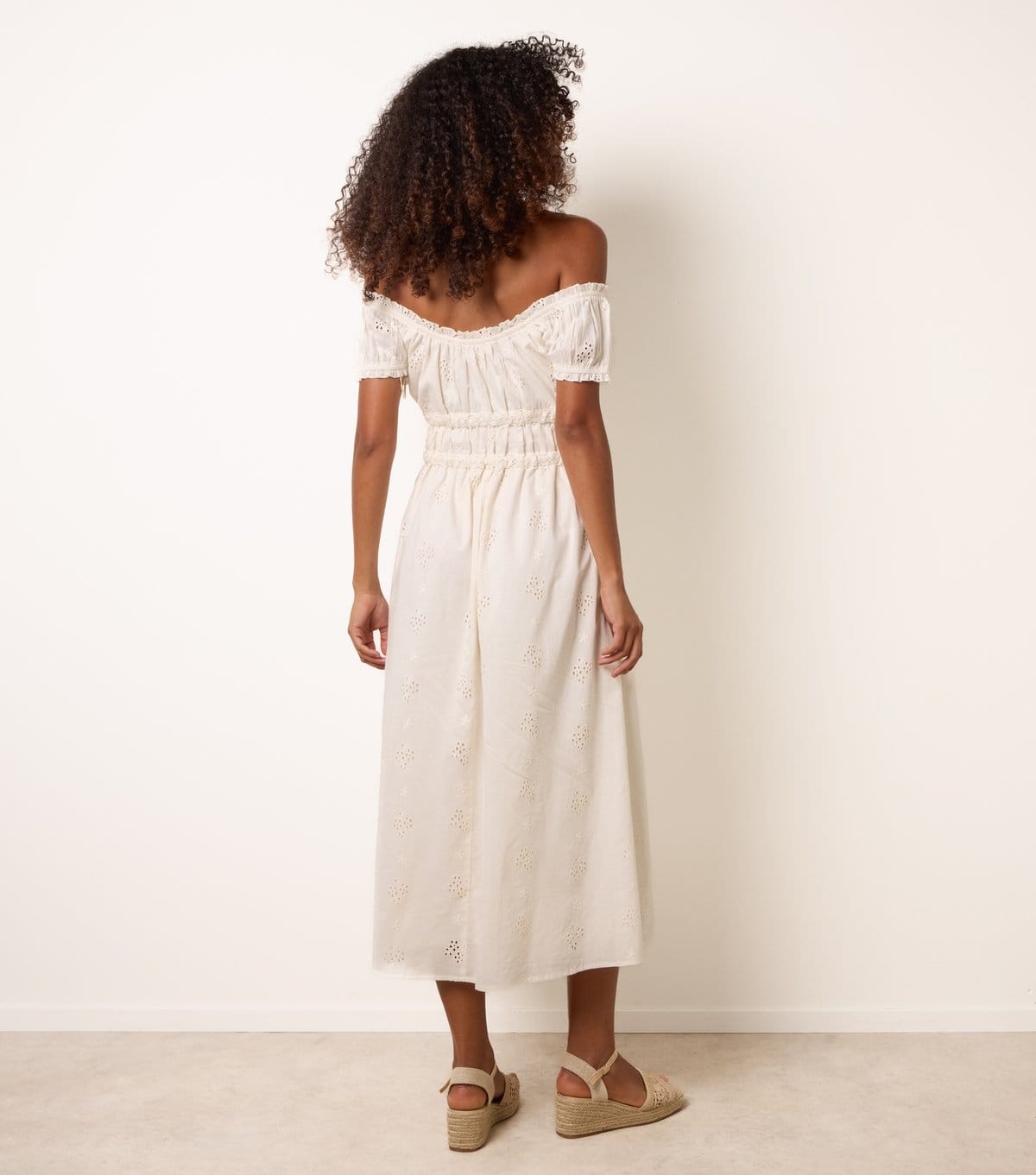 Blue Vanilla Women's Off White Broderie Anglaise Off The Shoulder Midi Dress Blue Vanilla New Look - 4