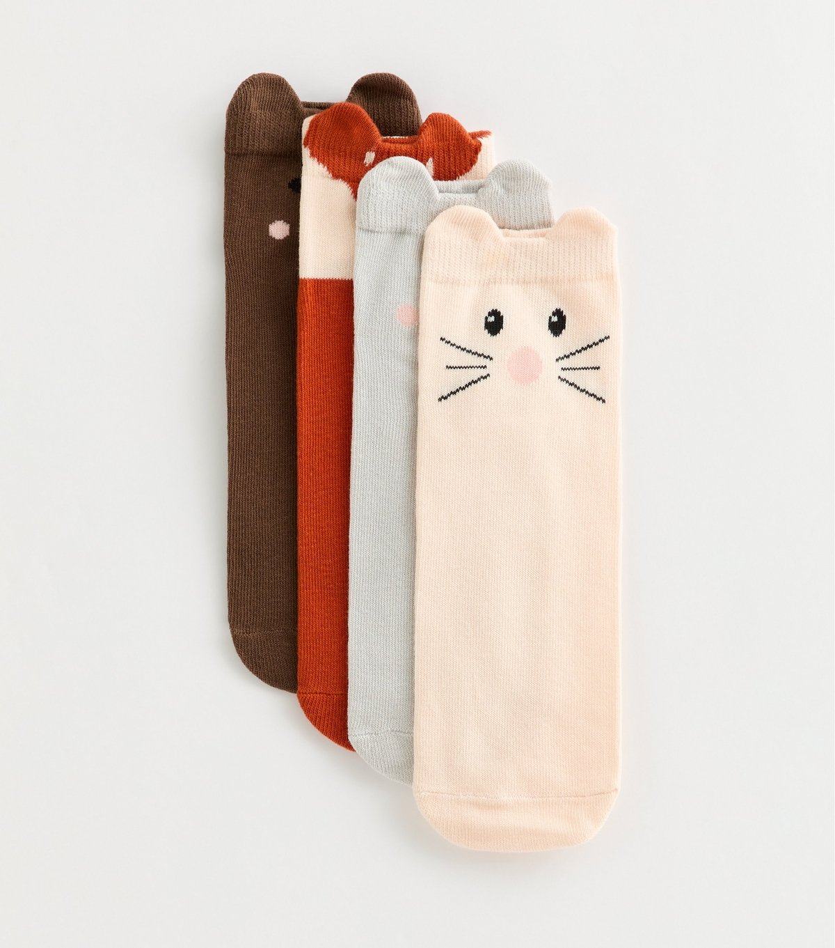 New Look Pack of 4 Cream Animal Face Trainer Socks New Look - 2