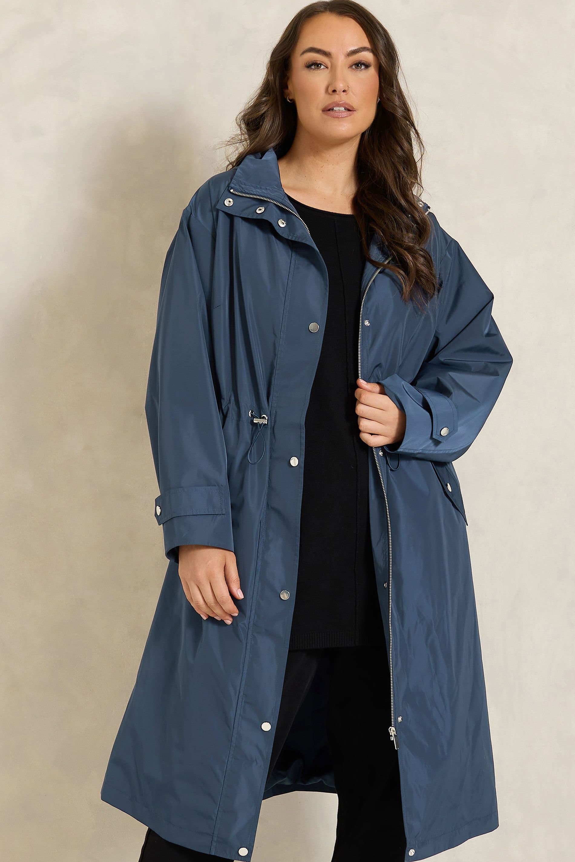 Evans Evans Women's Longline Raincoat in Mid Navy
