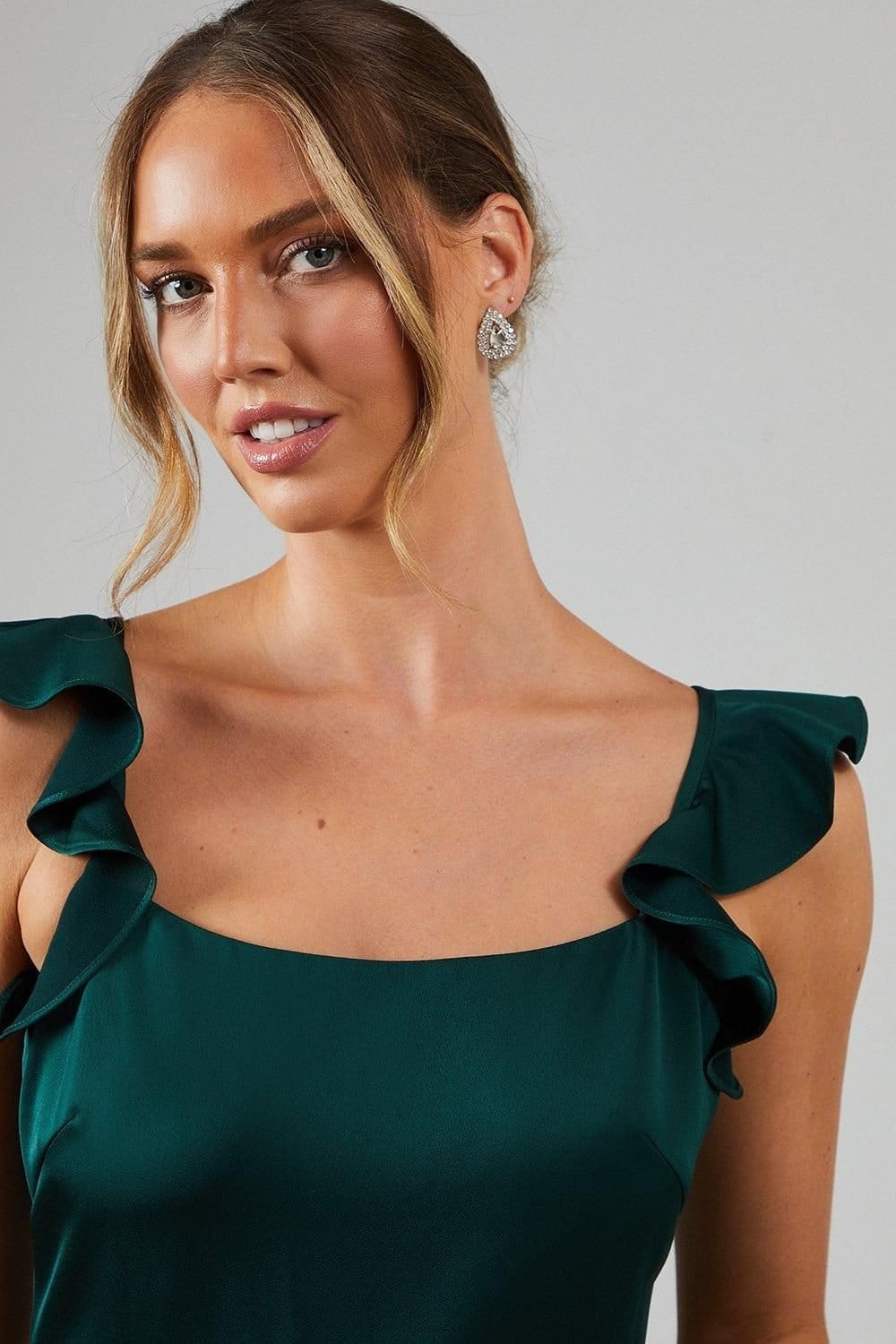Oasis Oasis Women's Ruffle Square Neck Satin Bridesmaid Midi Dress in Emerald - 4