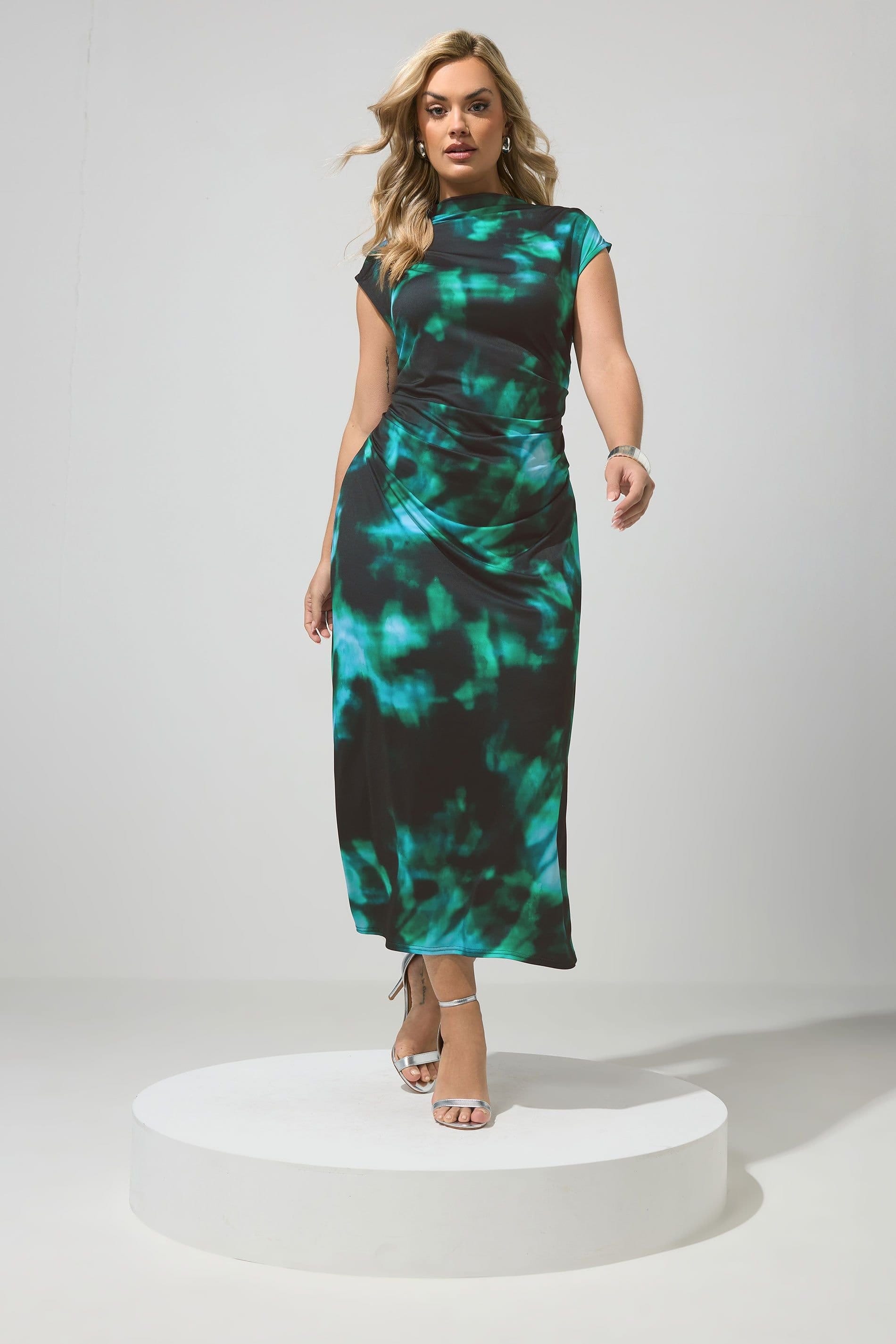 Yours Yours Women's Abstract Drape Maxi Dress in Turquoise - 4