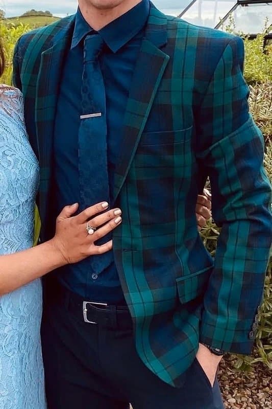 ASOS Design Men’s Navy Green Tartan Blazer
