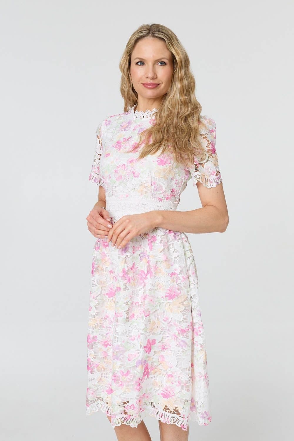 Izabel London Izabel London Women's Lace Short Sleeve Knee Length Dress in Pink