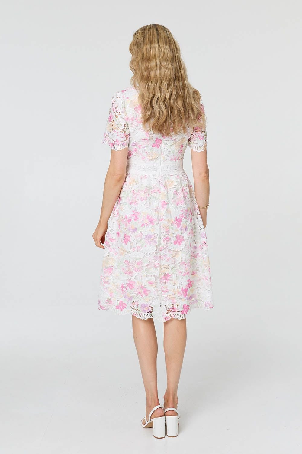 Izabel London Izabel London Women's Lace Short Sleeve Knee Length Dress in Pink - 3