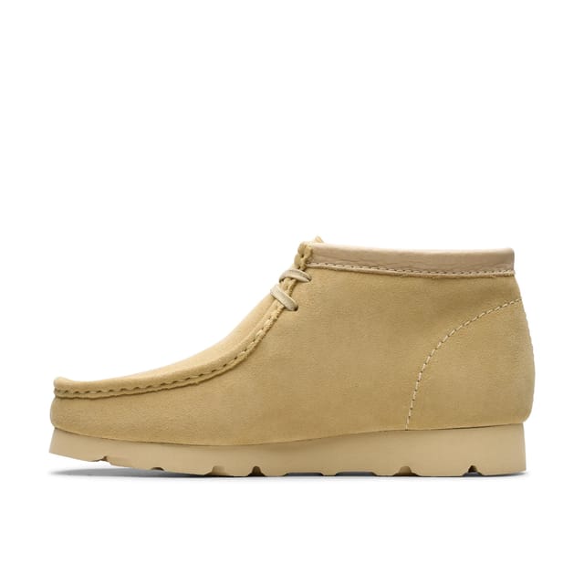 Clarks Clarks Men's Wallabee Boot GORE-TEX Maple Suede Ankle Boots, Wallabee, Lace Up in Brown - 2