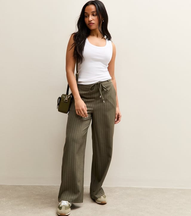 New Look Women's Petite White Ribbed Scoop Neck Tank Top New Look - 3