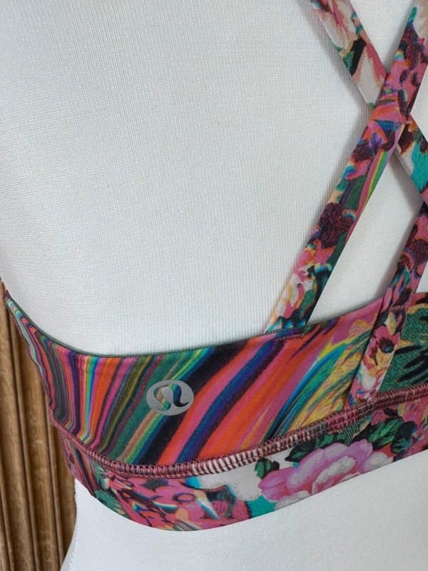 Lululemon Lululemon Floral Multicolour Sports Bra Cross Back Size 4 / UK 8