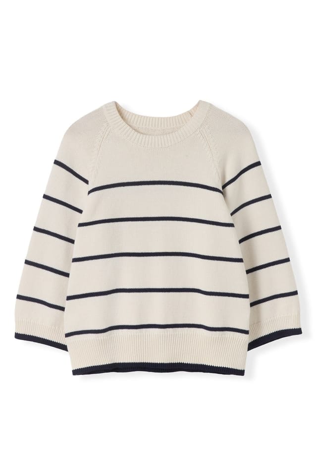 Celtic & Co Celtic & Co Women's Raglan Crop Sleeve Crew Sweater in Cream - 2