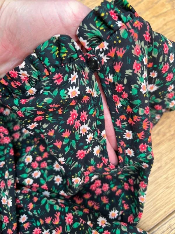 Marks & Spencer Marks and Spencer blouse size 10
