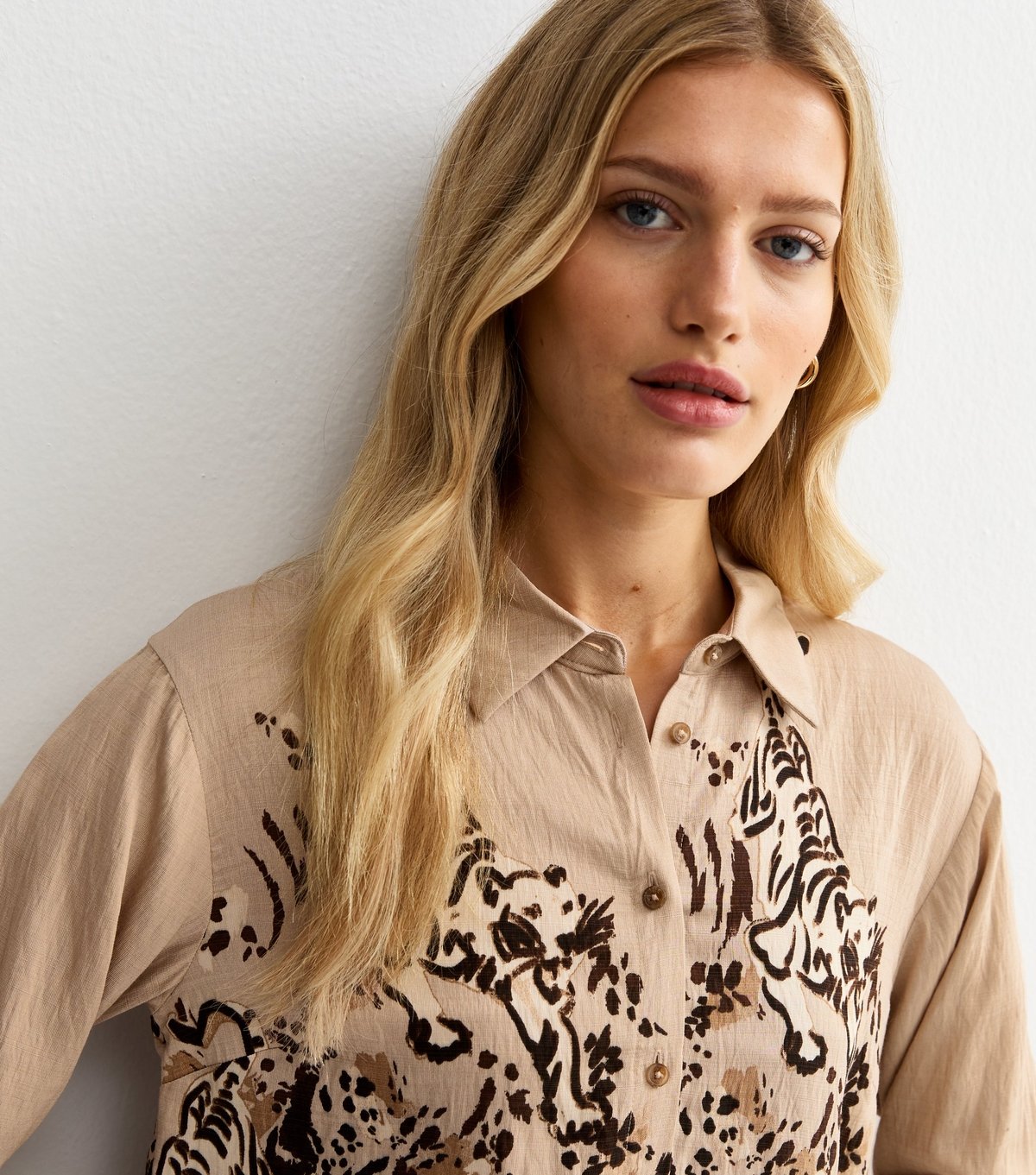 New Look Women's Light Brown Tiger Print Oversized Shirt New Look - 3