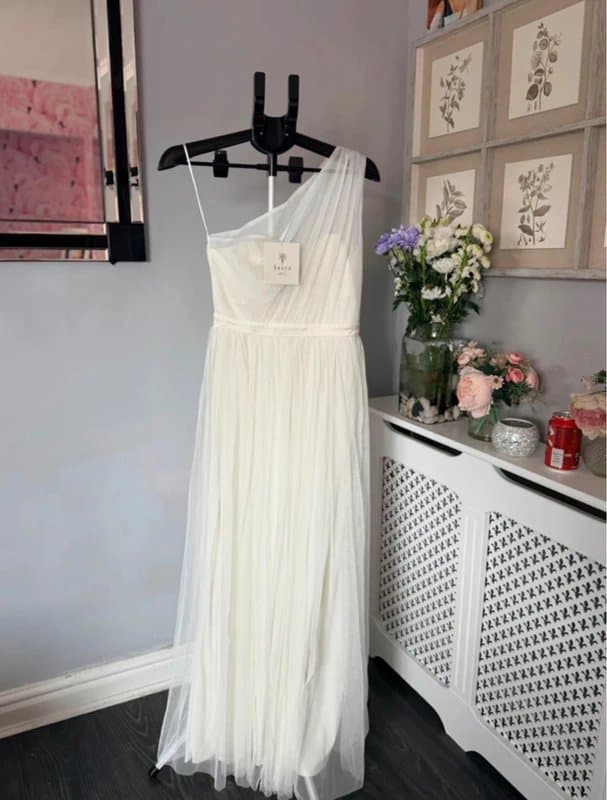 Anaya Anaya With Love Petite 8 white one‑shoulder tulle maxi dress BNWT bridesmaid