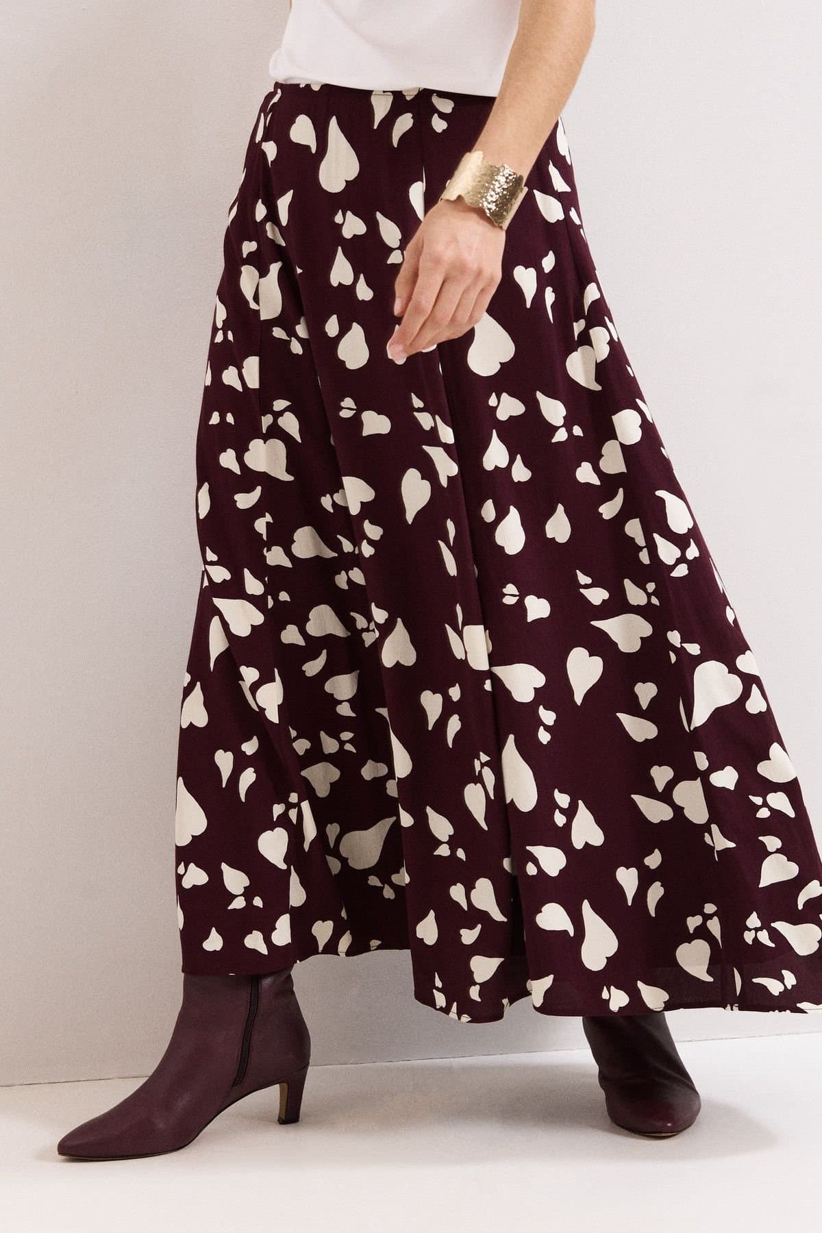 Phase Eight Phase Eight Wine Abstract Heart Print Midi Skirt