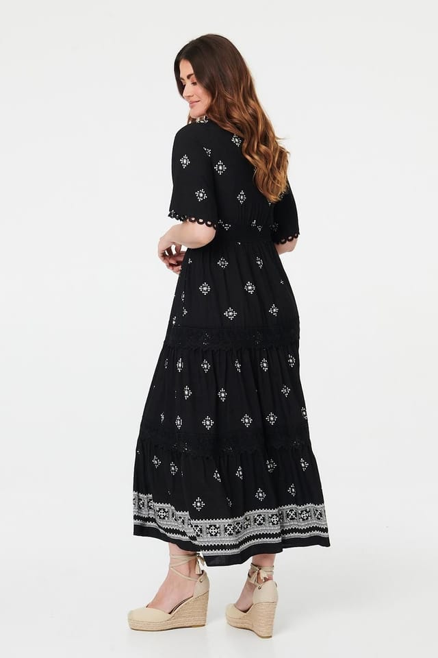 Izabel London Izabel London Women's Border Print 1/2 Sleeve Maxi Dress in Black - 3