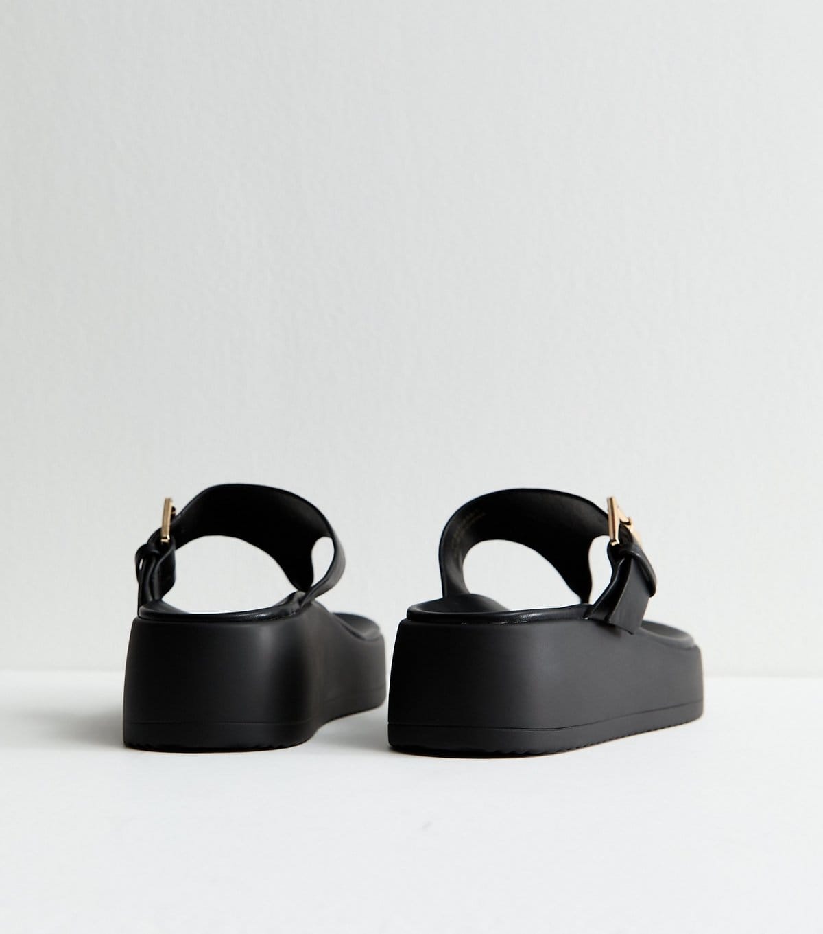 New Look Women's Black Faux Leather Chunky Sole Toe Post Sandals Vegan New Look - 4