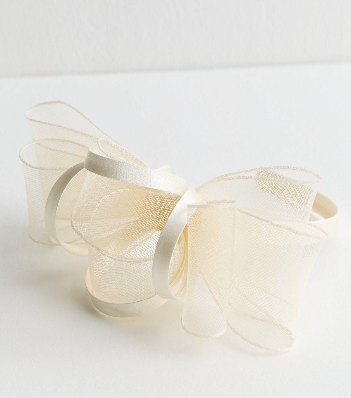 New Look Cream Bow Appliqued Mesh Fascinator New Look - 3