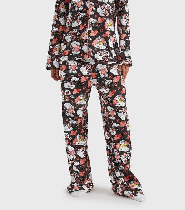 Skinnydip Women's Black Peanuts Snoopy Shirt and Trousers Pyjama Set Skinnydip New Look - 3