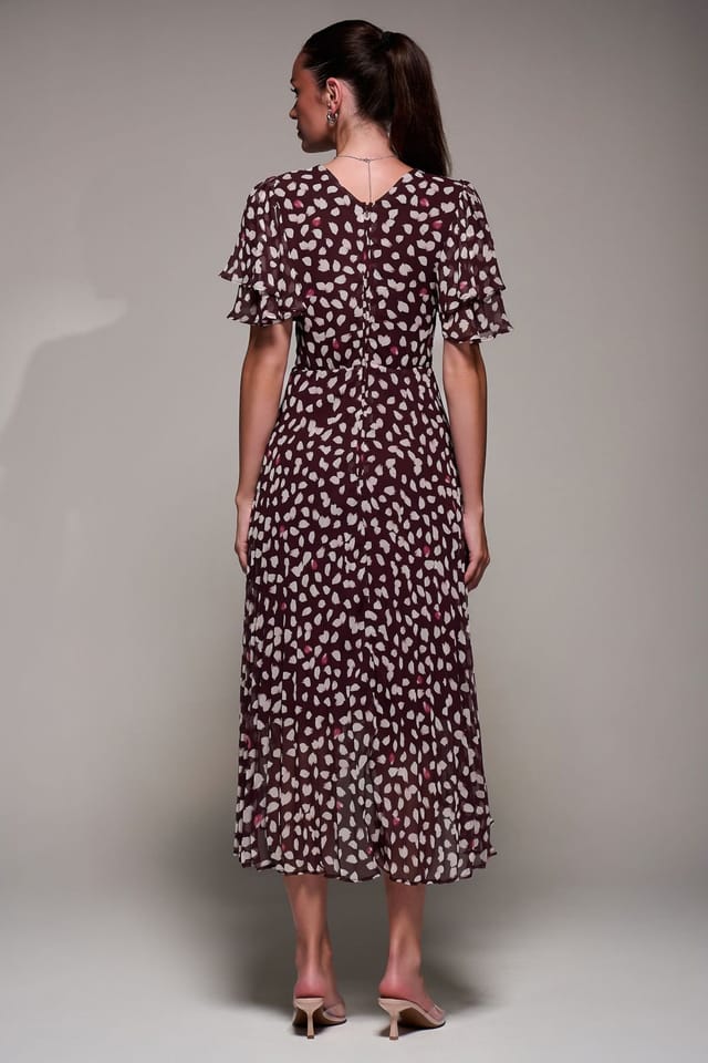 Jolie Moi Jolie Moi Women's Angel Sleeve Pleated Chiffon Midi Dress in Purple - 2