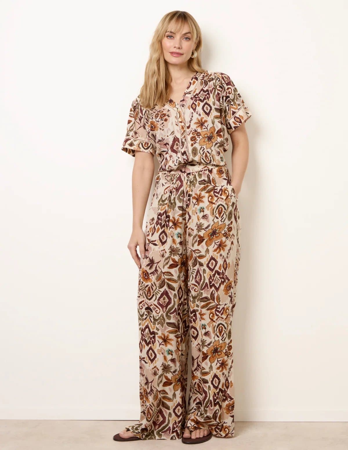 Blue Vanilla Paisley Print Trousers