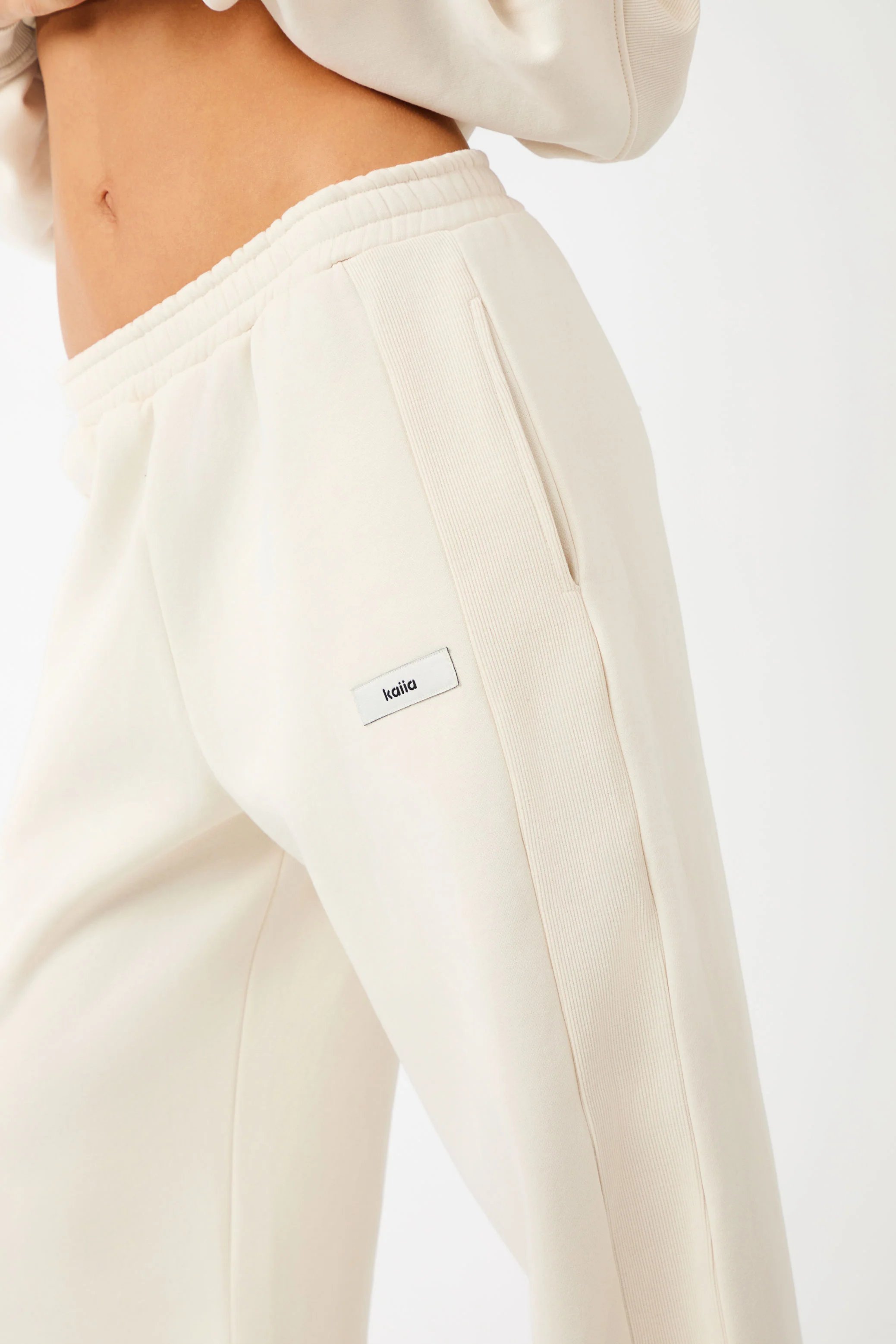 Kaiia Kaiia Label Logo Rib Panel Wide Leg Joggers Cream - 4
