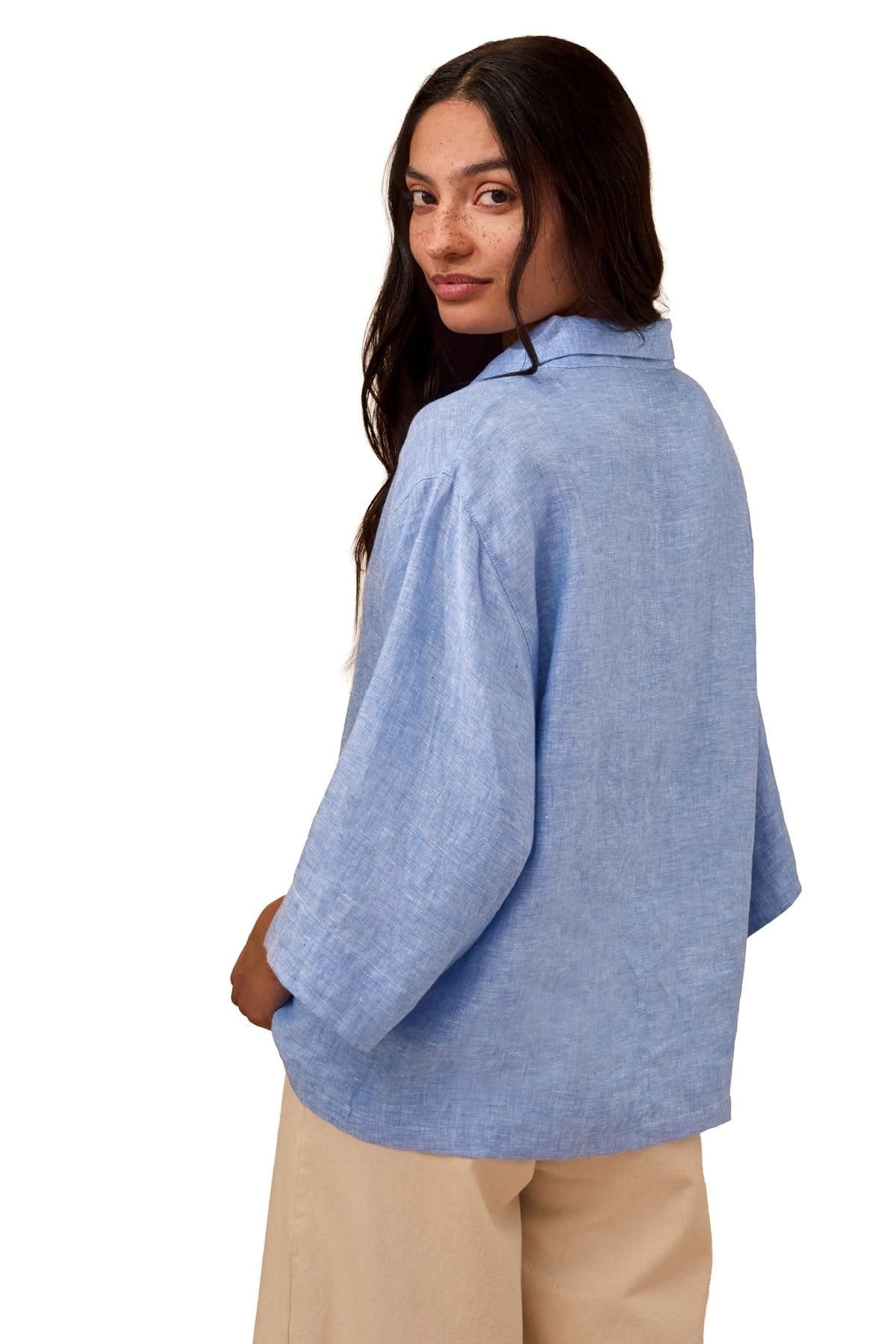 Celtic & Co Celtic & Co Women's Collared Popover Linen Blouse in Light Blue - 4