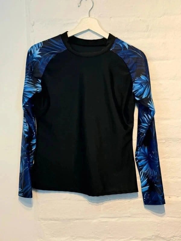 no brand Abstract Print Bikini Set BNWOT Size L Blue Black Padded Top Swim Shorts - 1