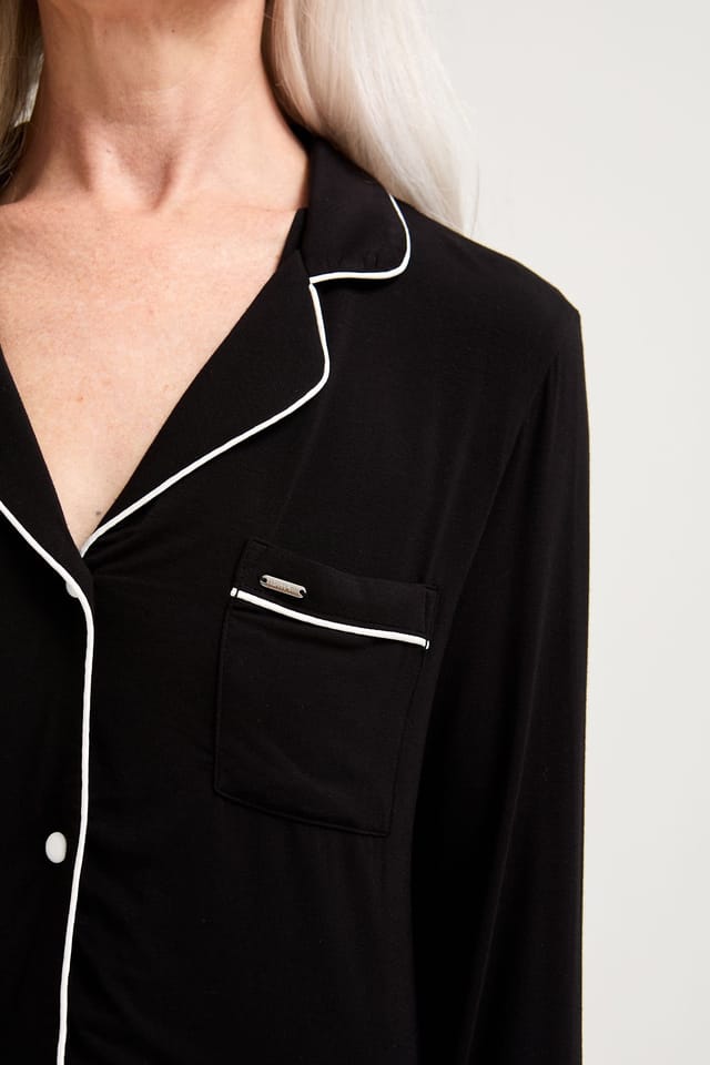 Pretty You London Pretty You London Women's Bamboo Nightshirt in Black - 2