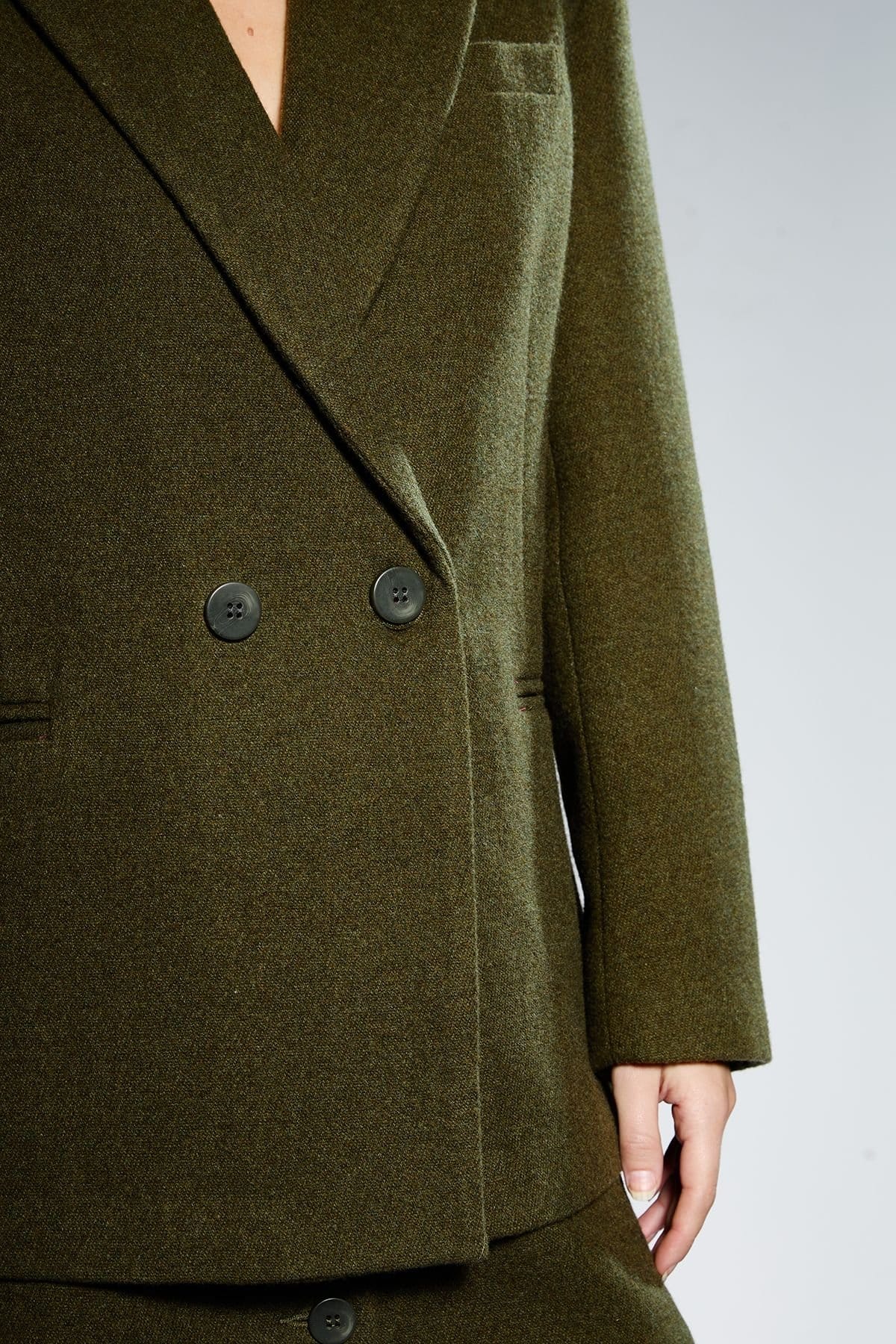 RUNWAY 1.8.1.8 RUNWAY 1.8.1.8 Women's Wool Mix Double Breasted Blazer in Olive - 4
